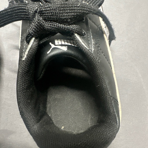 Puma Cats Black Leather Sneakers with White Stripe - Picture 9 of 10